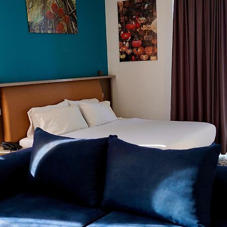 Hotel Monaco & Garden Golem  Eksteriør billede